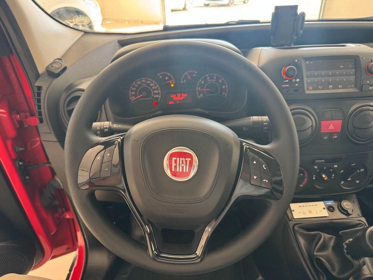 Fiat Fiorino 1.3 MJT 95CV Combinato Adventure M1