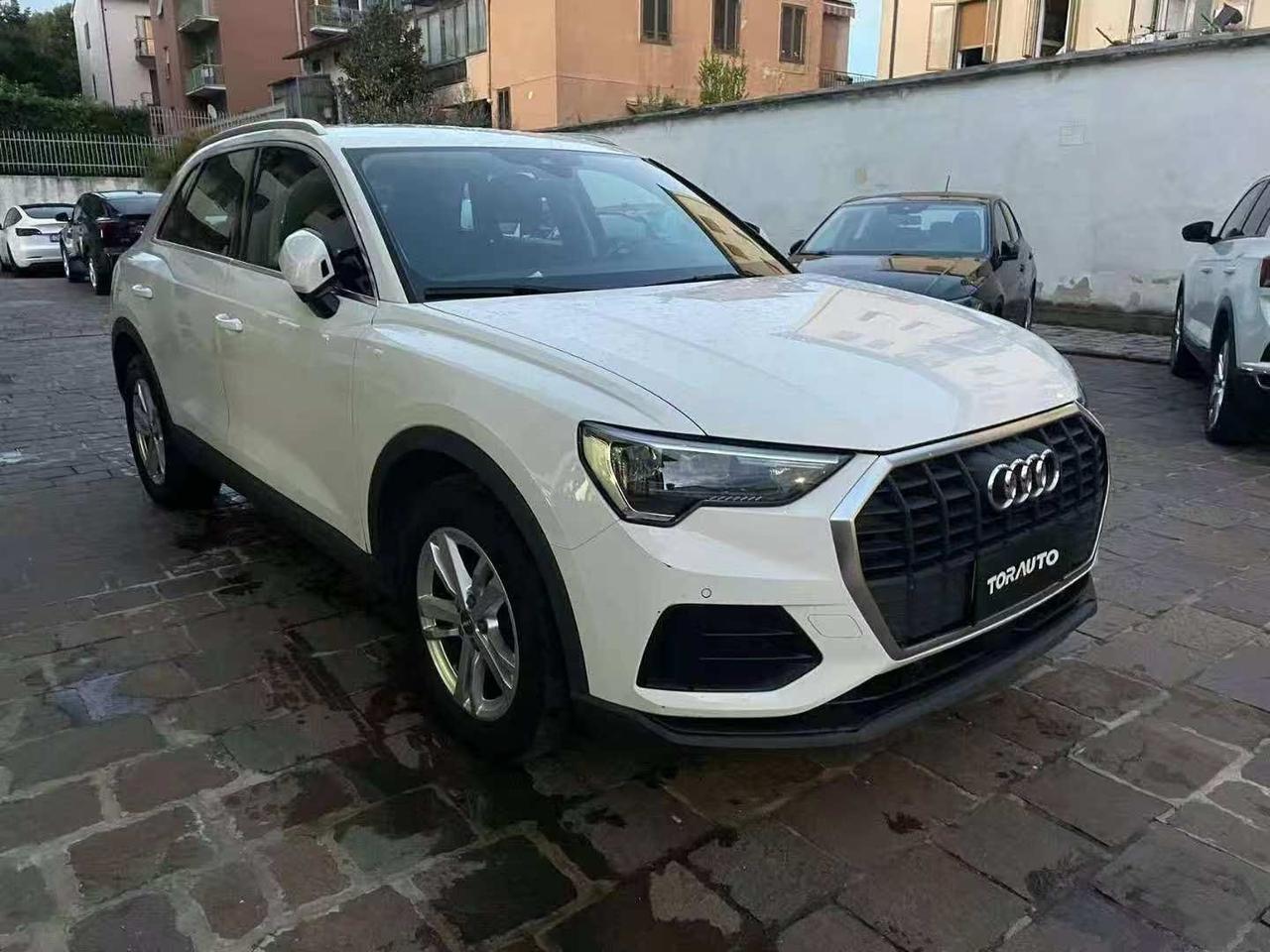 Audi Q3 35 TDI S tronic Business Advanced