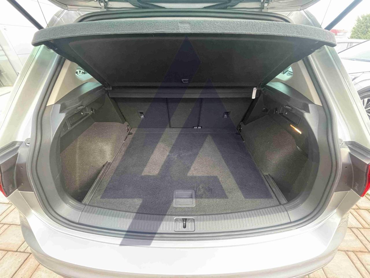 Volkswagen Tiguan 2.0 TDI SCR DSG Business BlueMotion Technology