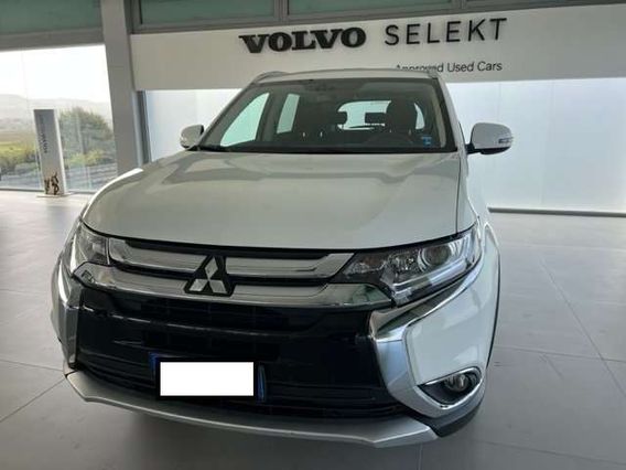 Mitsubishi Outlander Outlander 2.2 Instyle 2WD 5 posti