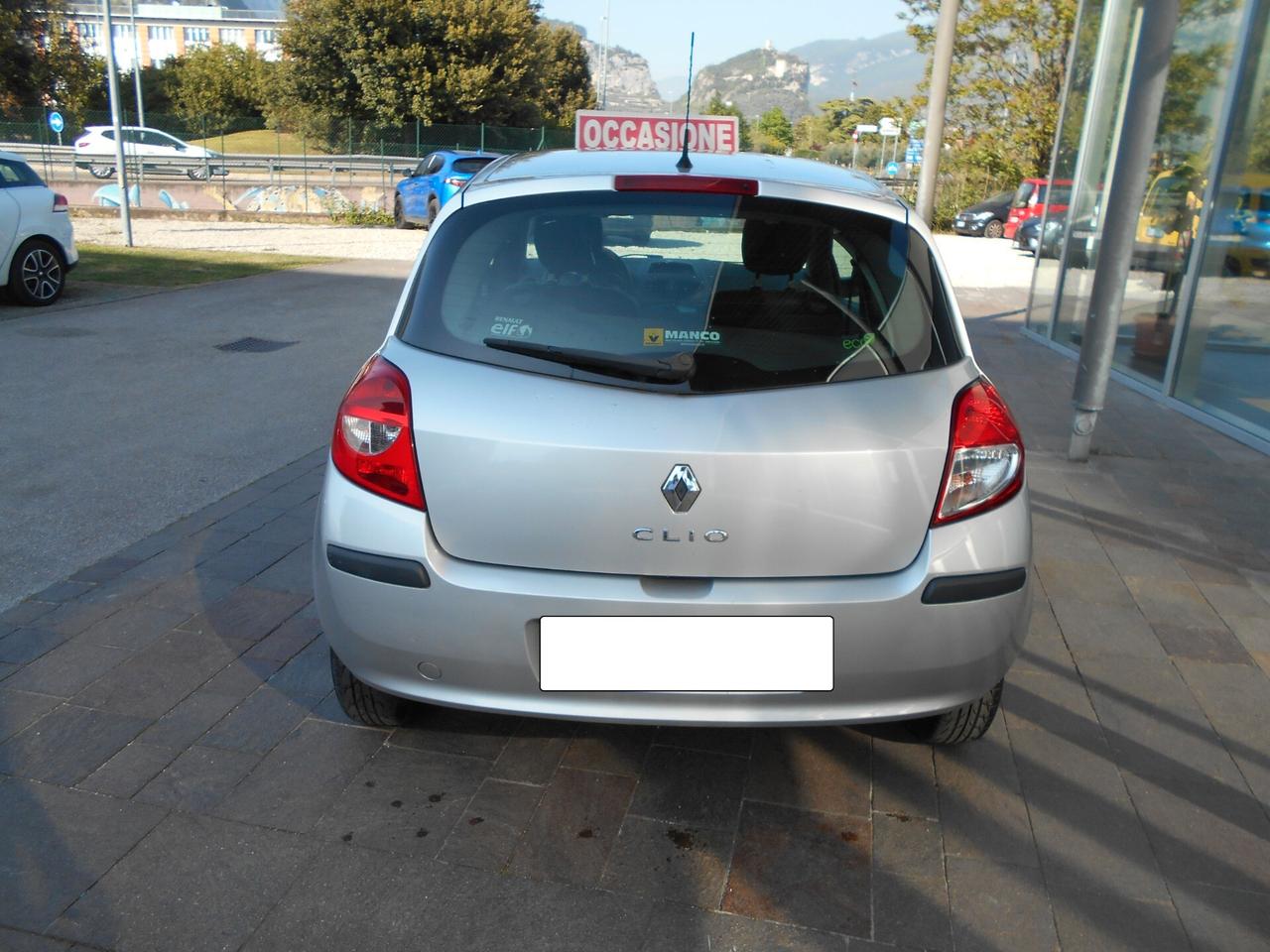 RENAULT CLIO 1.2 3P