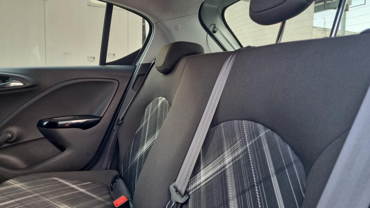 Opel Corsa 1.4 90CV GPL Tech 5 porte Innovation