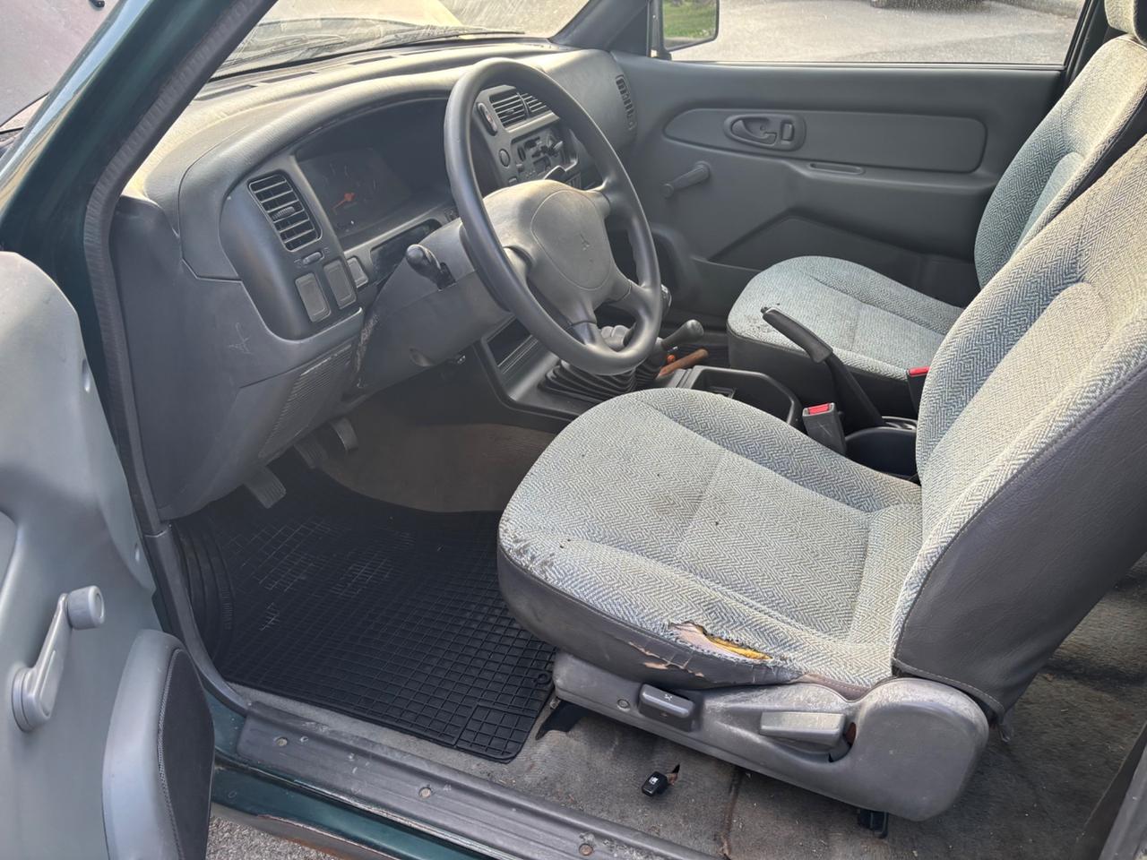 Mitsubishi L200 2.5 TDI 4WD Club Cab