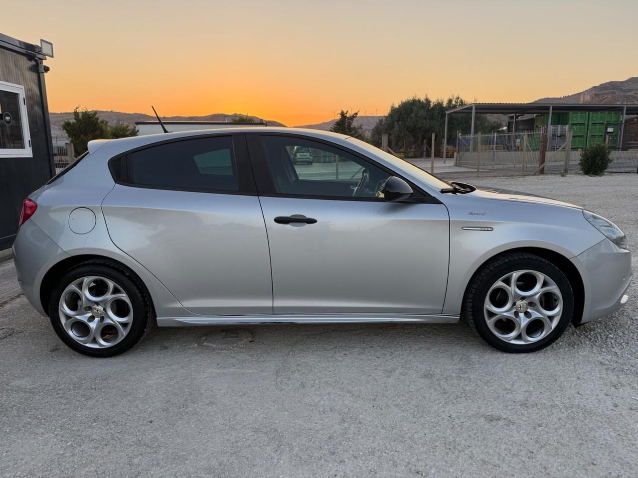 Alfa Romeo Giulietta 1.6 JTDm-2 120 CV Sprint 2015
