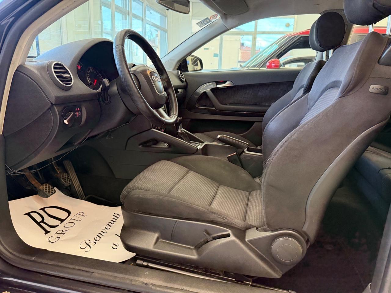 Audi A3 2.0 tdi Ambition 140cv okneopatentati