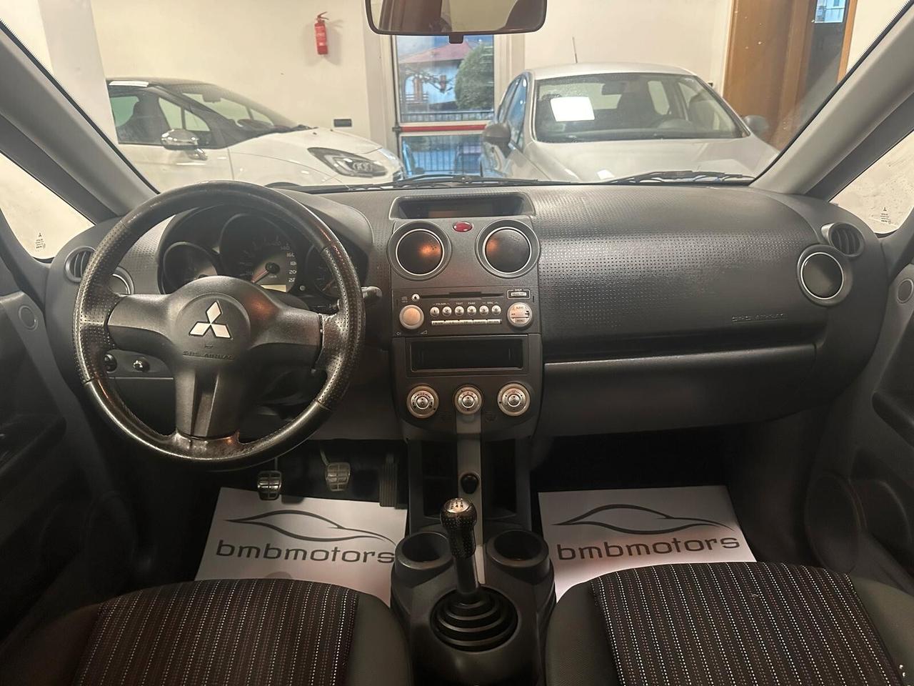 Mitsubishi Colt 1.3 16V 5p. Insport