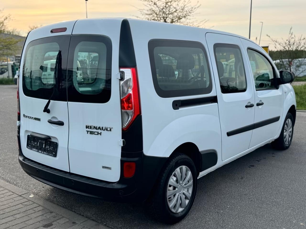 Renault Kangoo 1.5 dCi 90CV F.AP. S&S 4p. Express Maxi Combi Energy