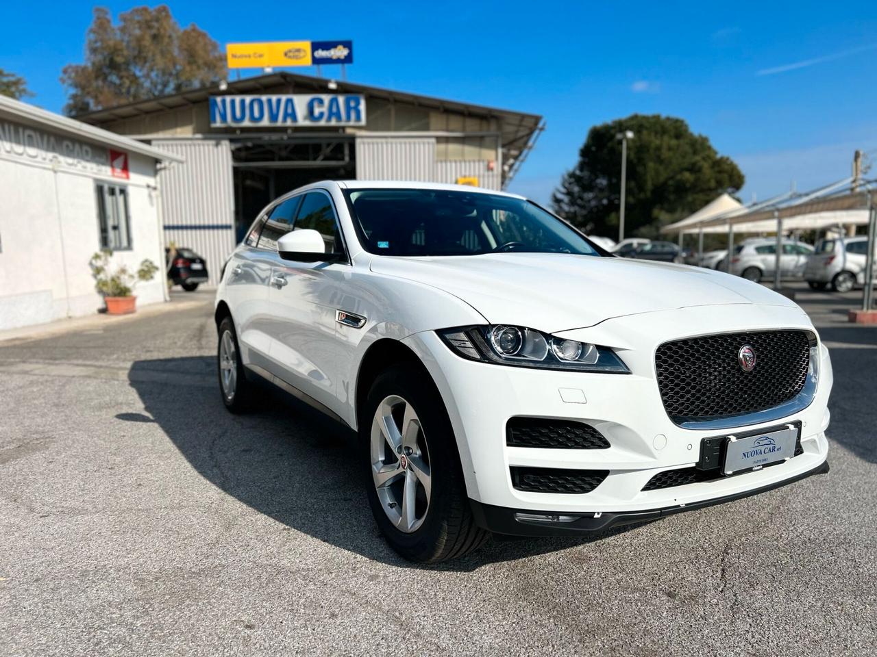 Jaguar F-Pace 2.0 D 180 CV Prestige