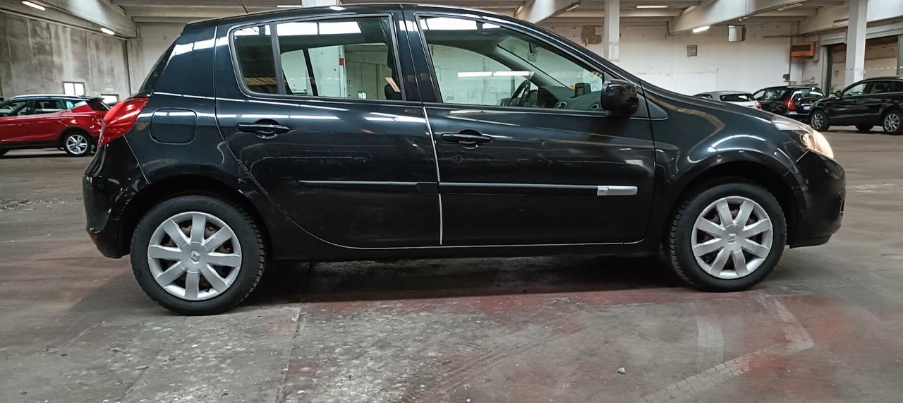 Renault Clio 1.2 16V 5 porte GPL SOLO 125MILA KM!!!!!!!!