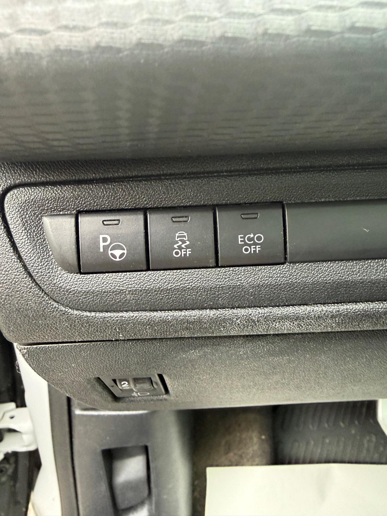 Peugeot 208 PureTech Turbo 110 EAT6 S&S 5 porte GT Line