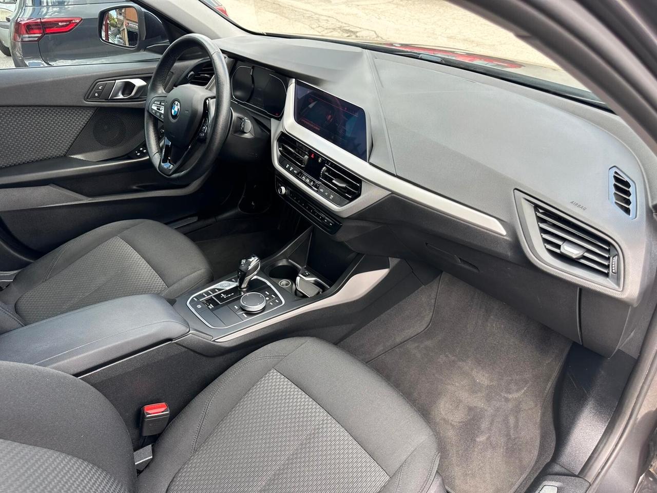 Bmw 116 116d 5p. Sport