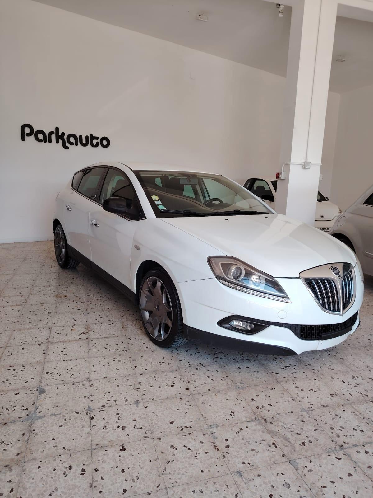Lancia Delta 1.6 MJT DPF Silver 120 cv