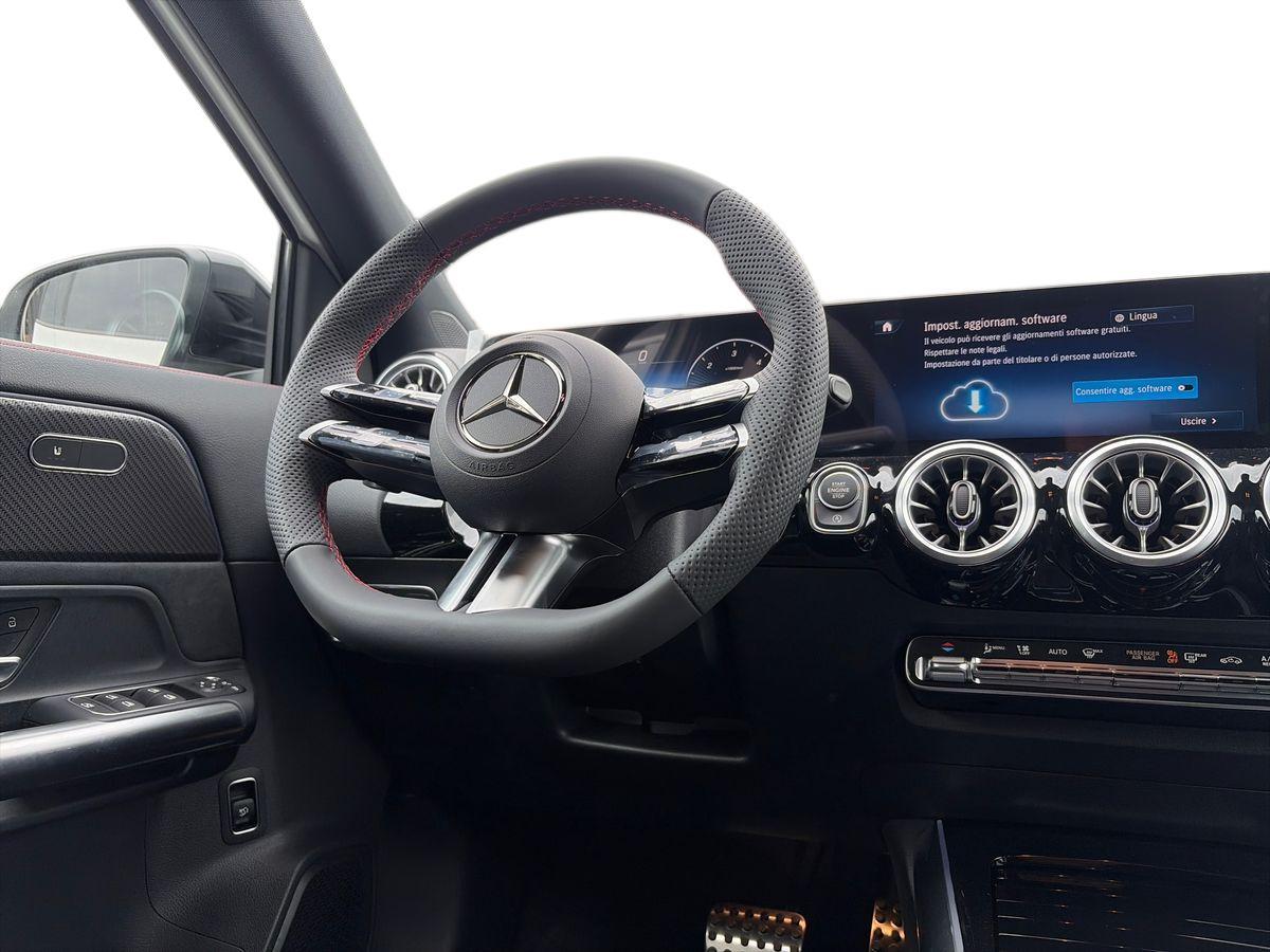 Mercedes-Benz GLA 200 d