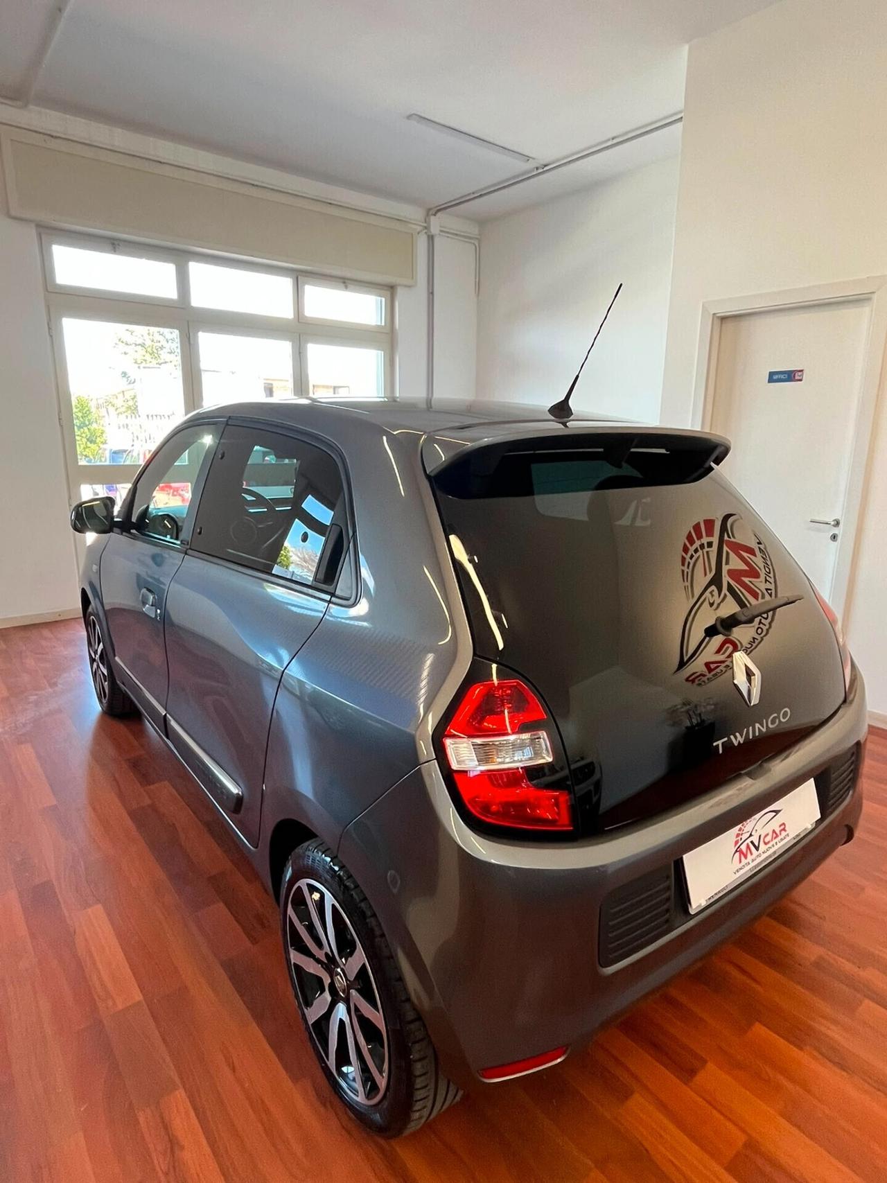 Renault Twingo 900 turbo 90 CV Automatica COSMIC