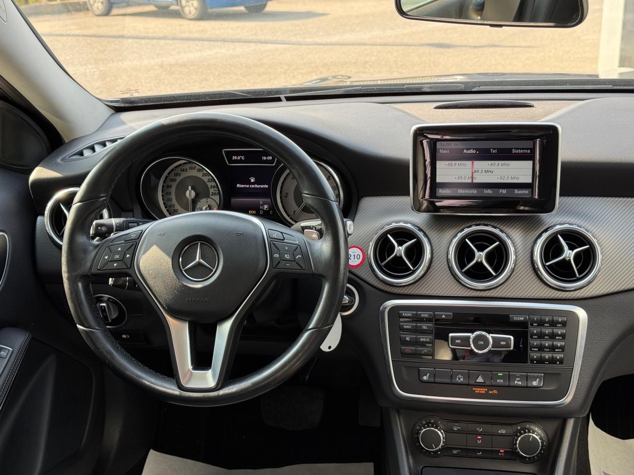 Mercedes-benz GLA 200 CDI Sport
