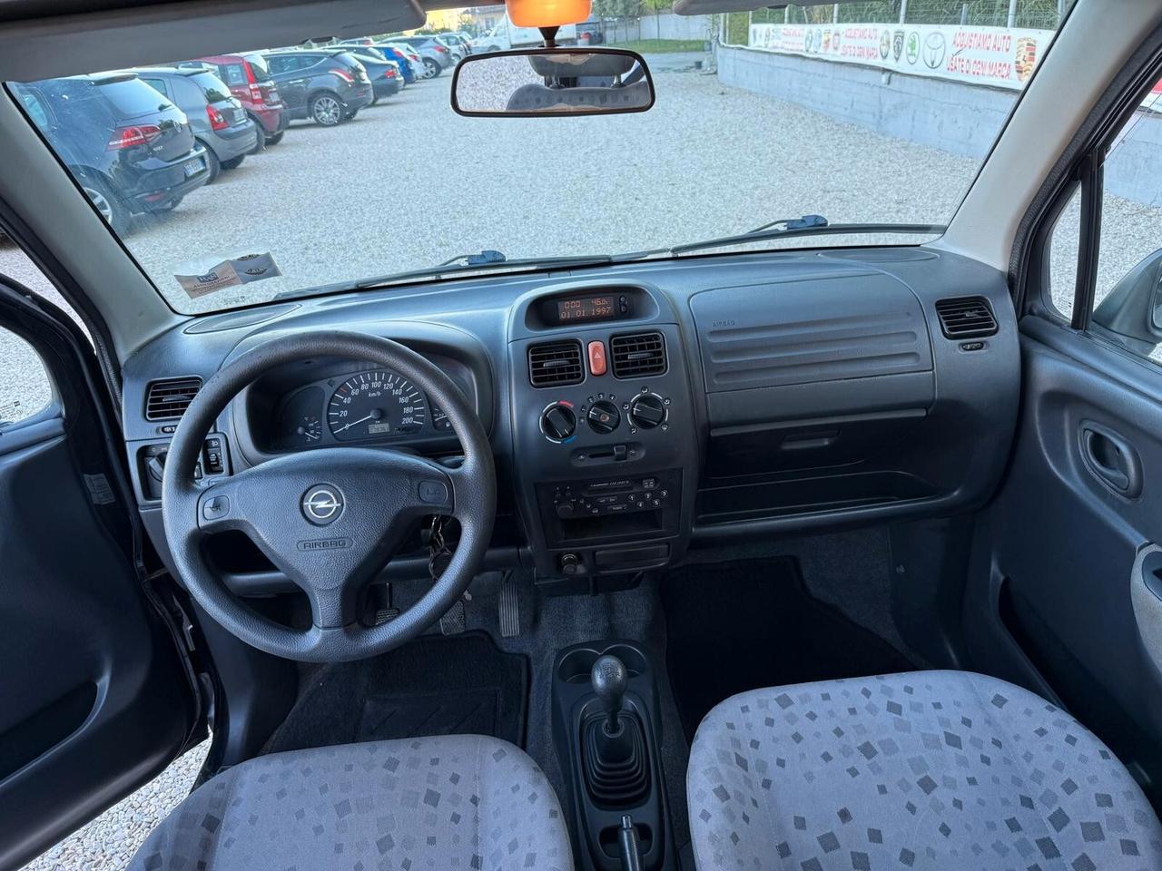 Opel Agila 1.0 12V Cosmo