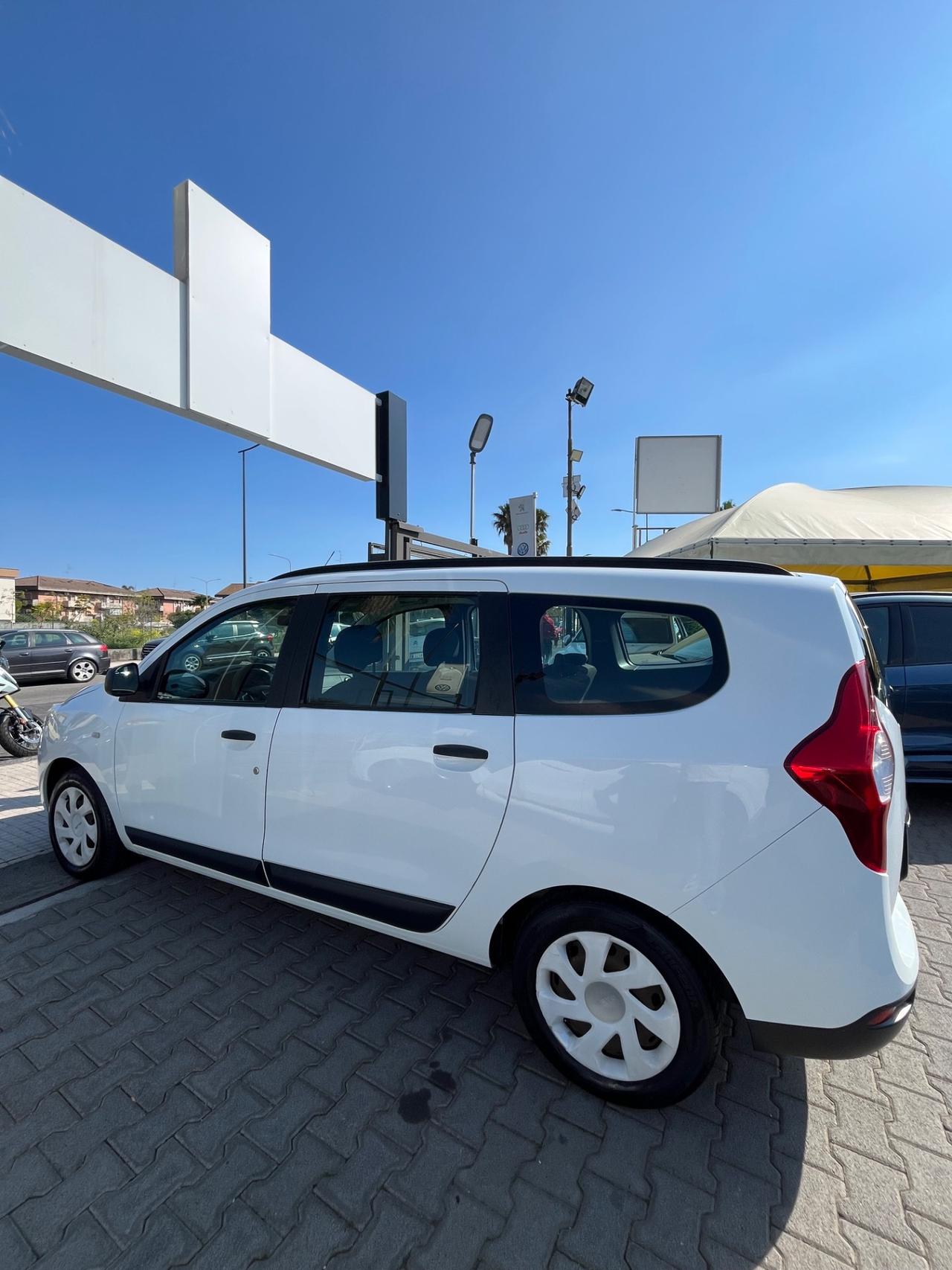 Dacia Lodgy 7 posti IVA ESPOSTA