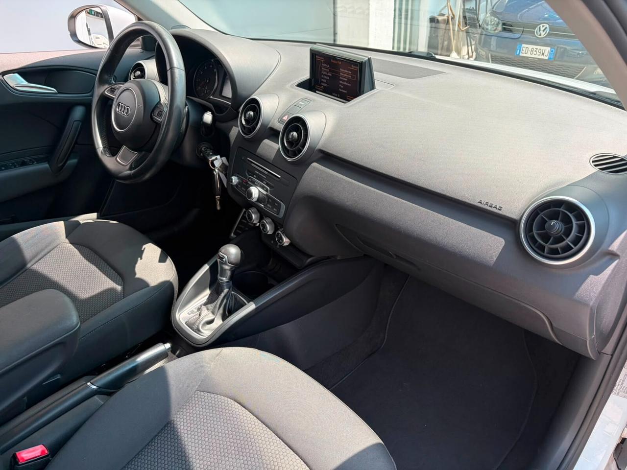 Audi A1 1.0 TFSI ultra S tronic*S-LINE*EURO6