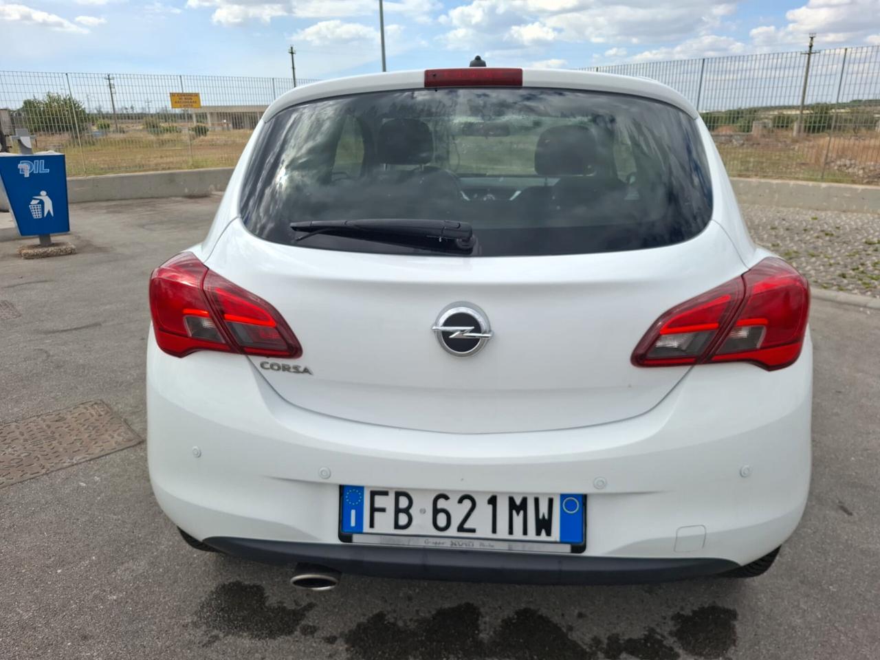 Opel Corsa 1.4 90CV GPL Tech Coupé n-Joy