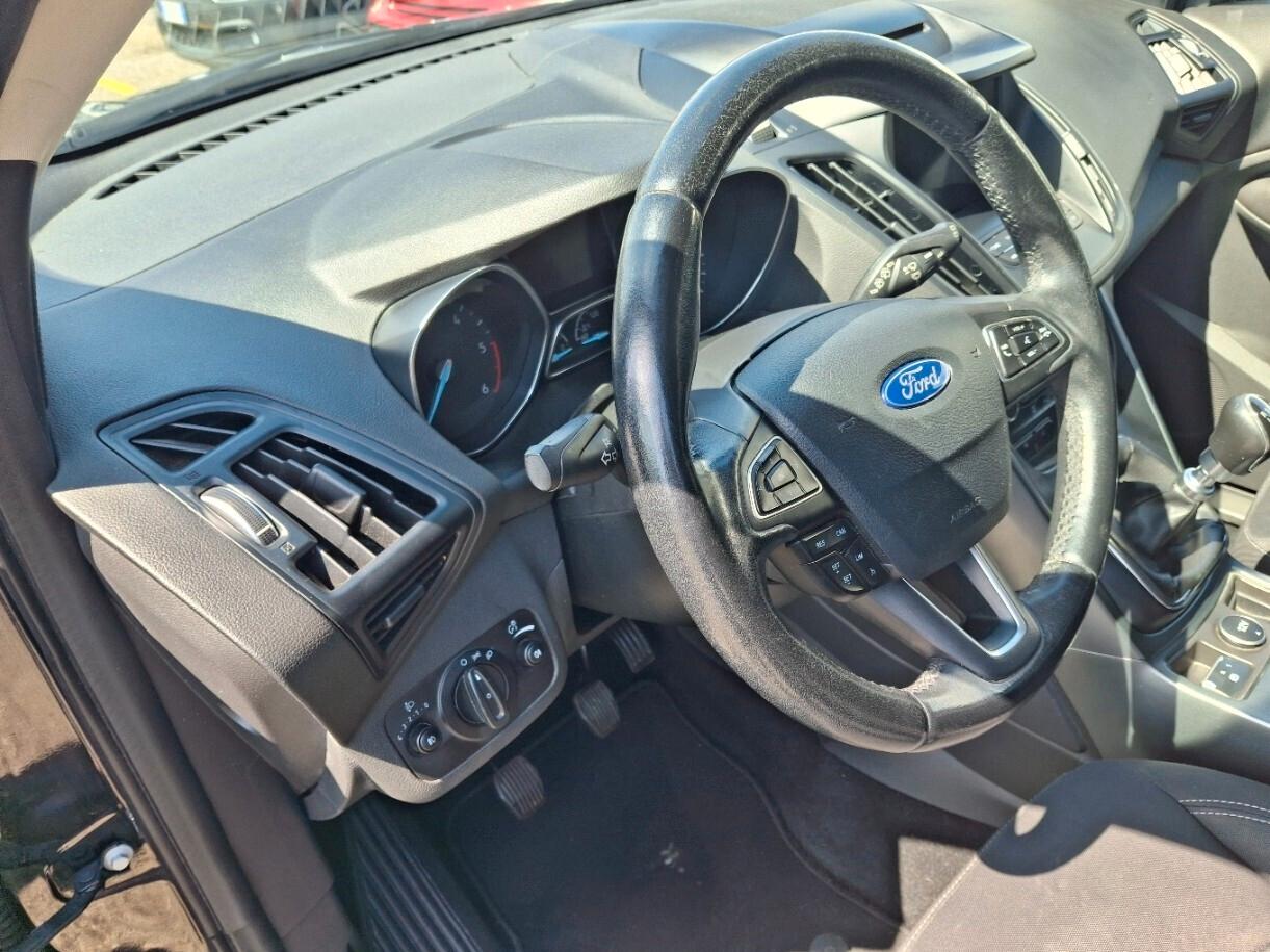 Ford Kuga 2017 2.0 TDCI 150cv AWD Titanium
