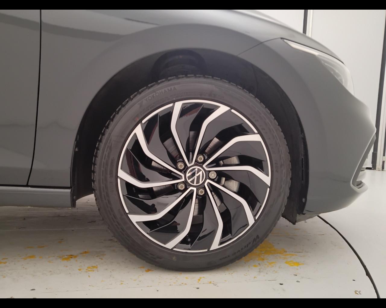VOLKSWAGEN Golf VIII 2020 - Golf 1.0 tsi evo Life 110cv