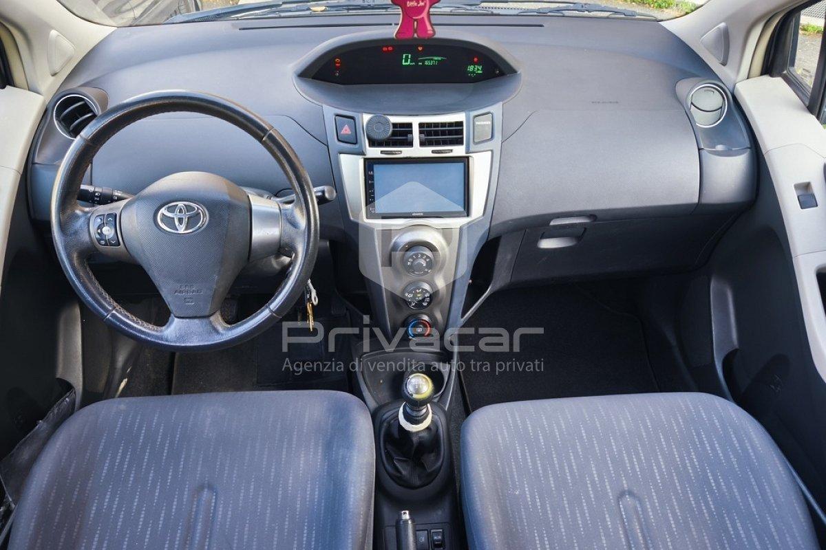TOYOTA Yaris 1.4 D-4D DPF 5 porte