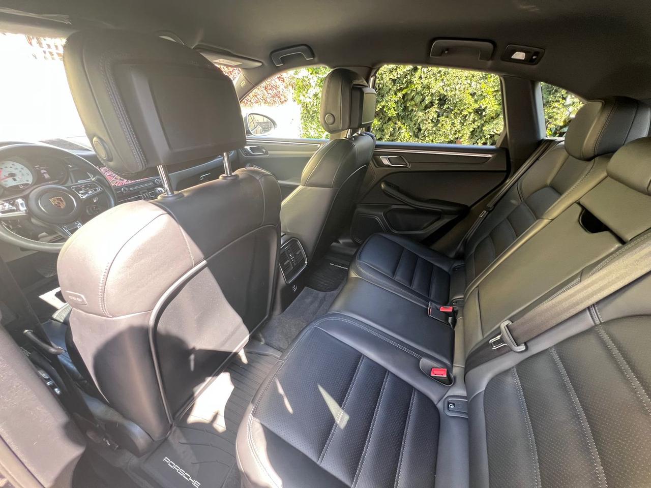 Porsche Macan 2.0 #10291