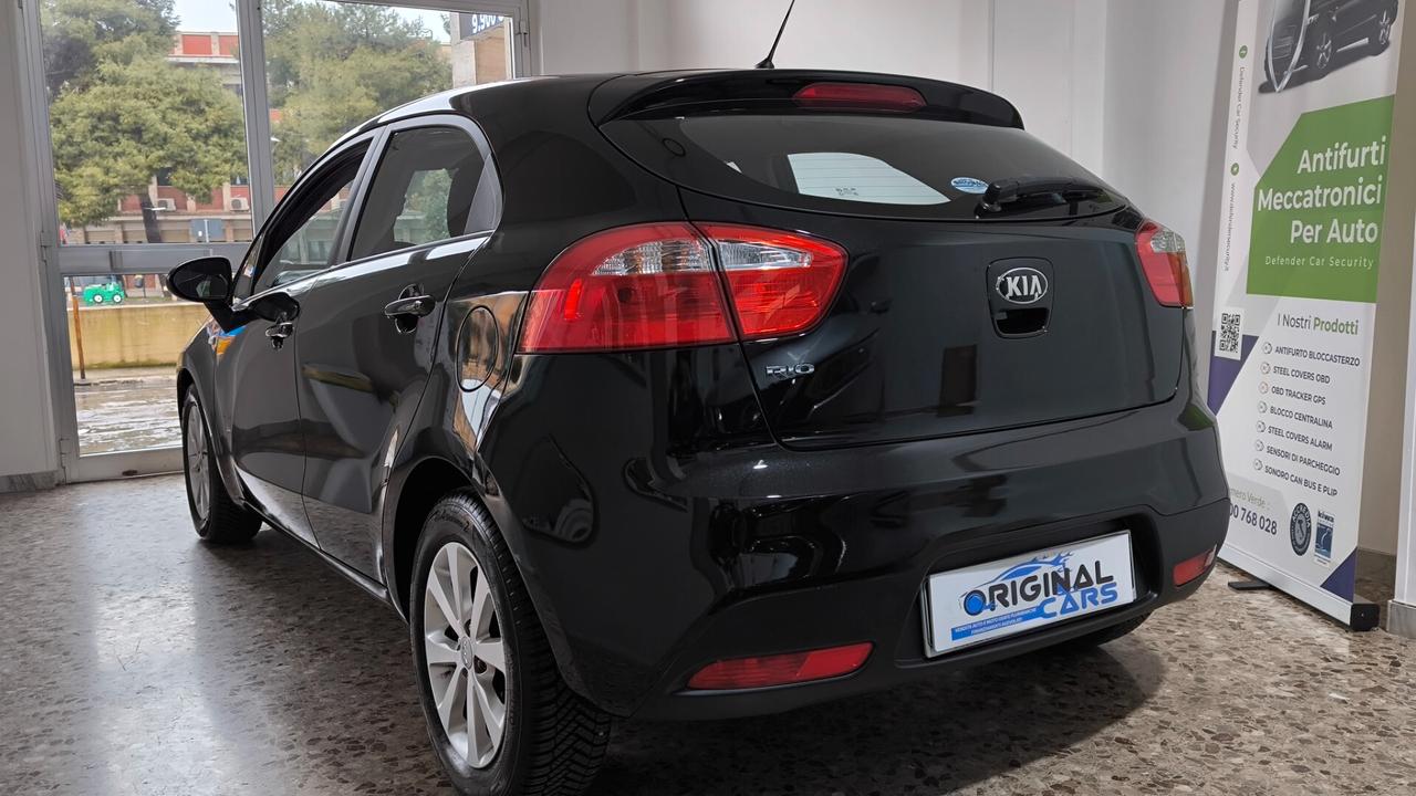 Kia Rio 1.2 CVVT 5p. Cool