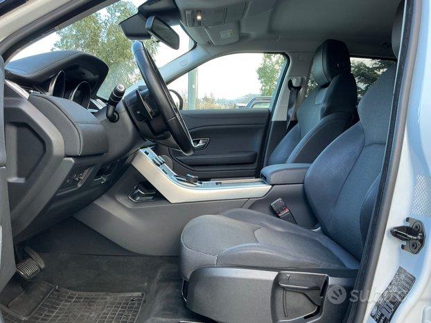 Range Rover Evoque 2.0 TD4 150 CV 5p. SE motore nu