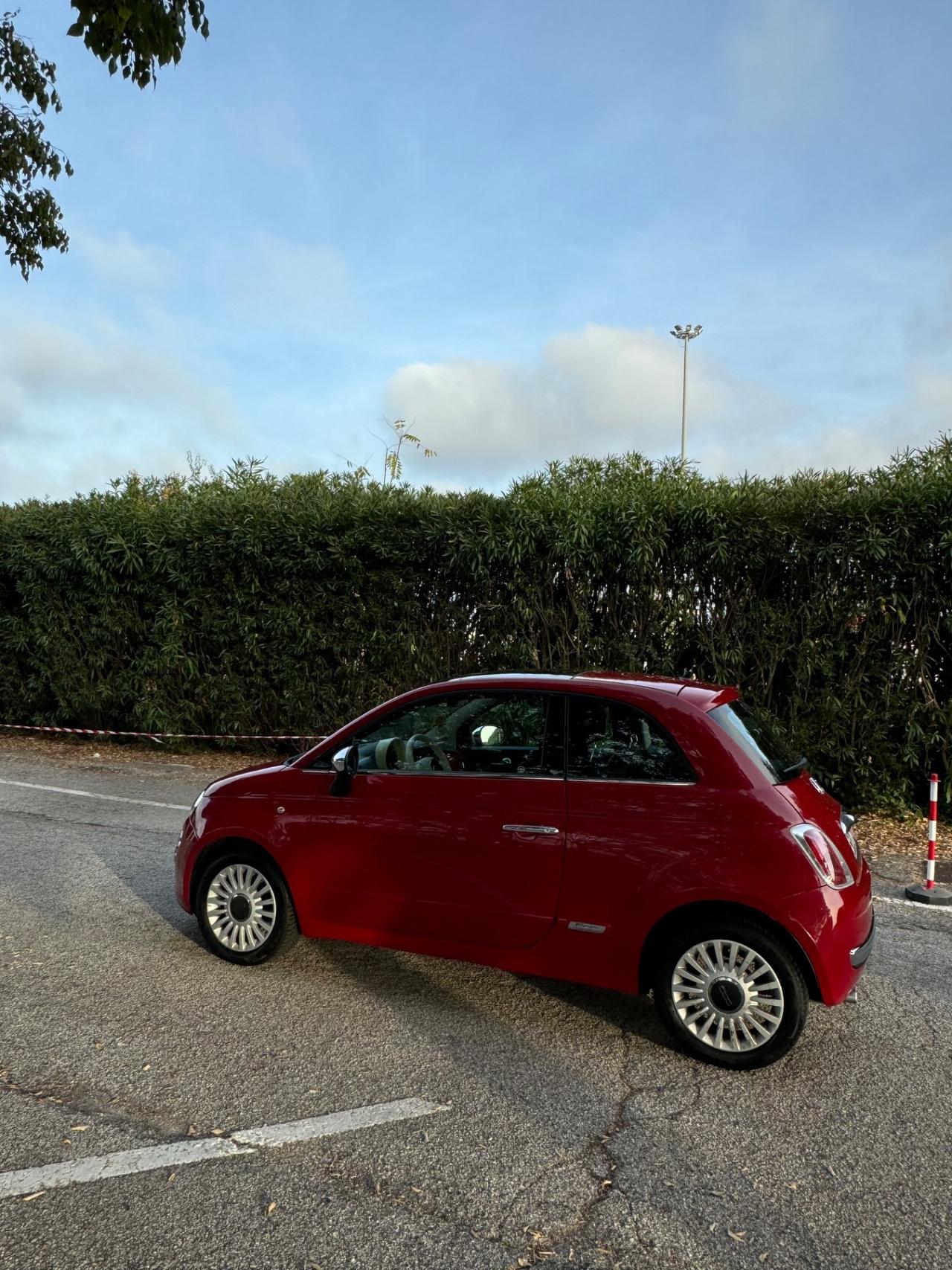 Fiat 500 1.2 lounge GPL
