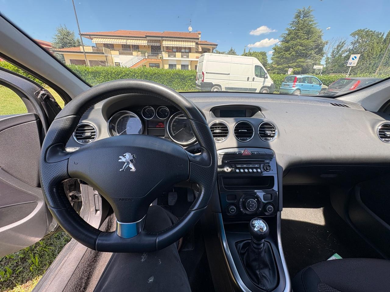 Peugeot 308 1.6 8V e-HDi 115CV Stop&Start SW Business