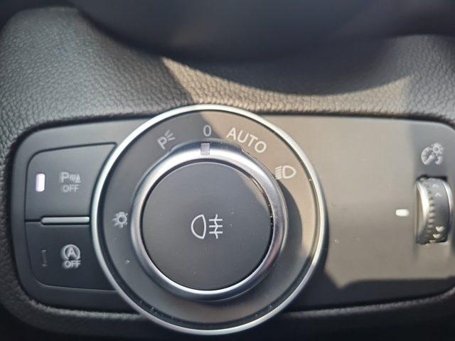 ALFA ROMEO Giulia 2.9 V6 Bi-Turbo AT8 Quadrifoglio