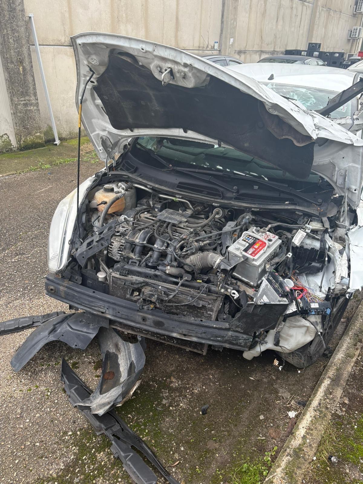 Ford Fiesta 1.4 5 porte Bz.- GPL