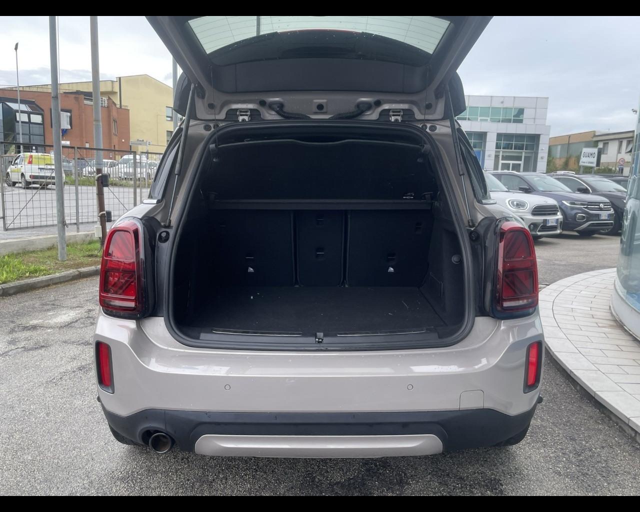 MINI Mini Countrym.(F60) - Mini 1.5 Cooper Business Countryman
