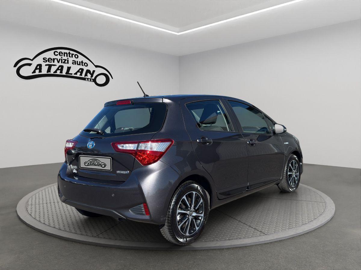 TOYOTA - Yaris - 1.5 Hybrid 73CV 5p.Trend "Platinum Ed."