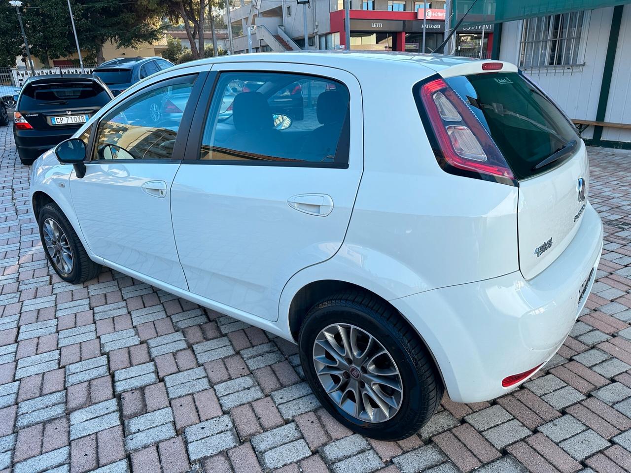 Fiat Punto 1.4 8V 5 porte Natural Power Lounge