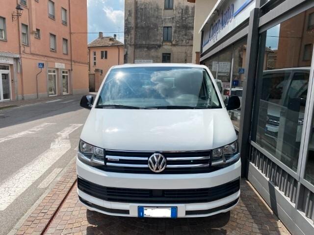 Volkswagen Caravelle 2.0 TDI 150CV DSG 4 Motion 5 Posti Autocarro