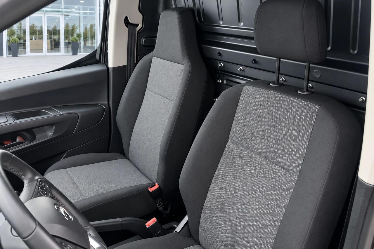 Opel Combo cargo 1.5d 130cv S&S Edition L2H1 eat8