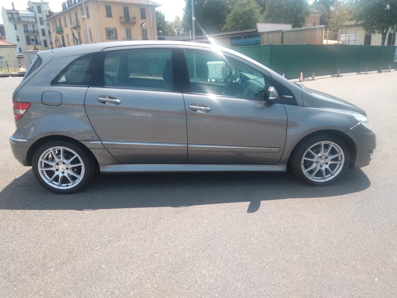 Mercedes-benz B 180 BlueEFFICIENCY Sport x neopatentati