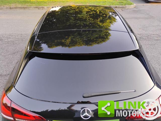 MERCEDES-BENZ A 220 Premium AMG