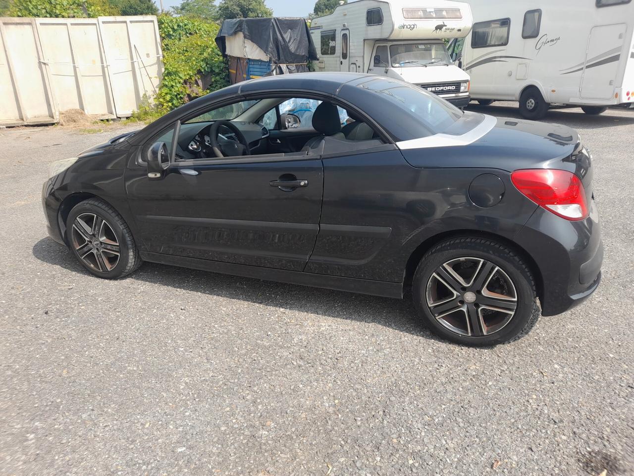 Peugeot 207 1.6 VTi 120CV CC Féline