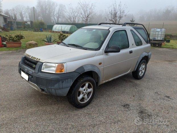 Land Rover Freelander 2.0 TD 3p. Hardback