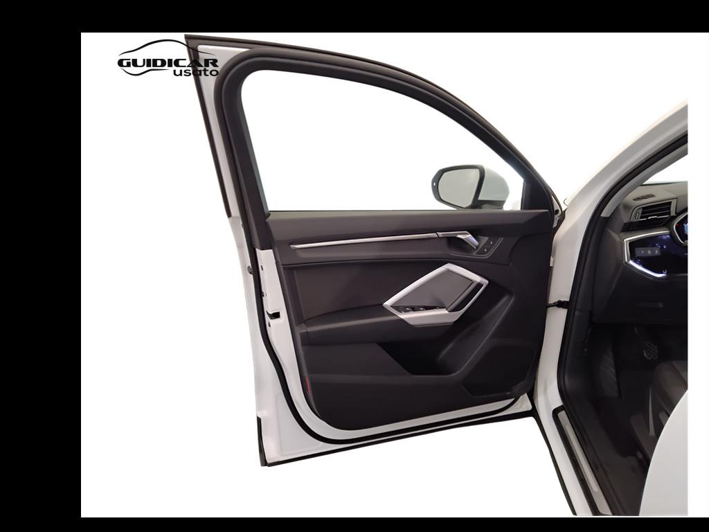 AUDI Q3 II 2018 - Q3 35 2.0 tdi Business Advanced