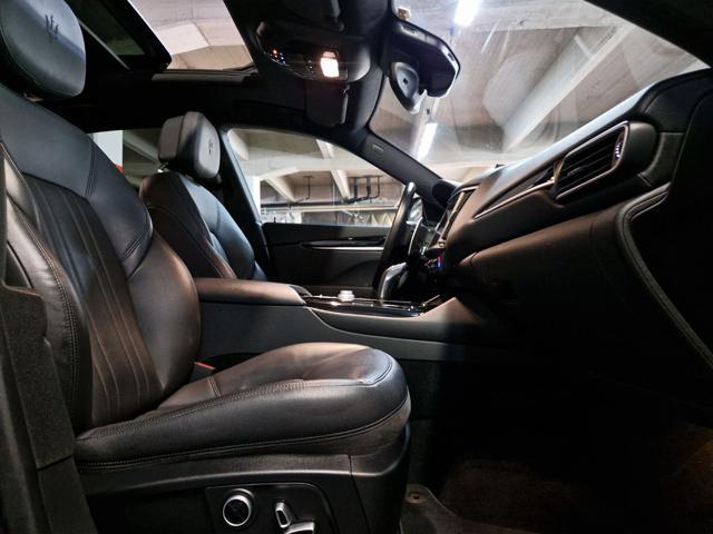MASERATI Levante MHEV 330 CV AWD GT HYBRID KM. 65.900+TETTO+20'