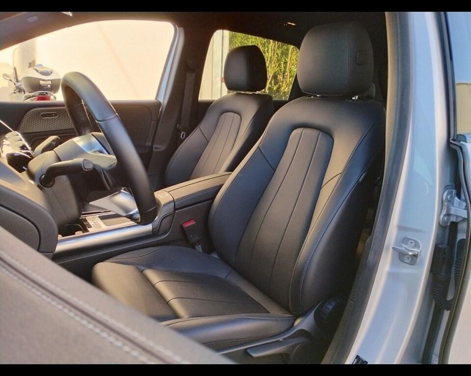 Mercedes Classe B 180 180 D Premium Plus AMG Line 8G-DCT