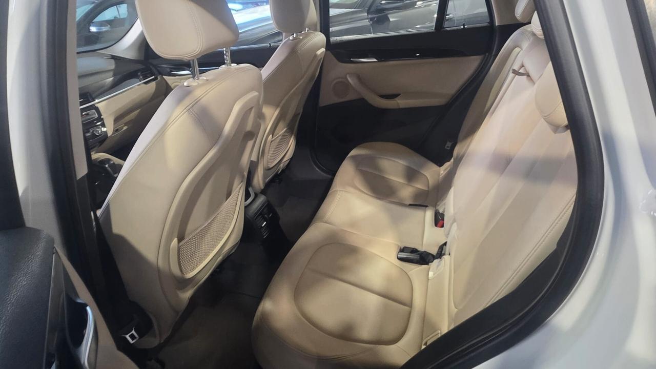 Bmw X1 sDrive18d xLine