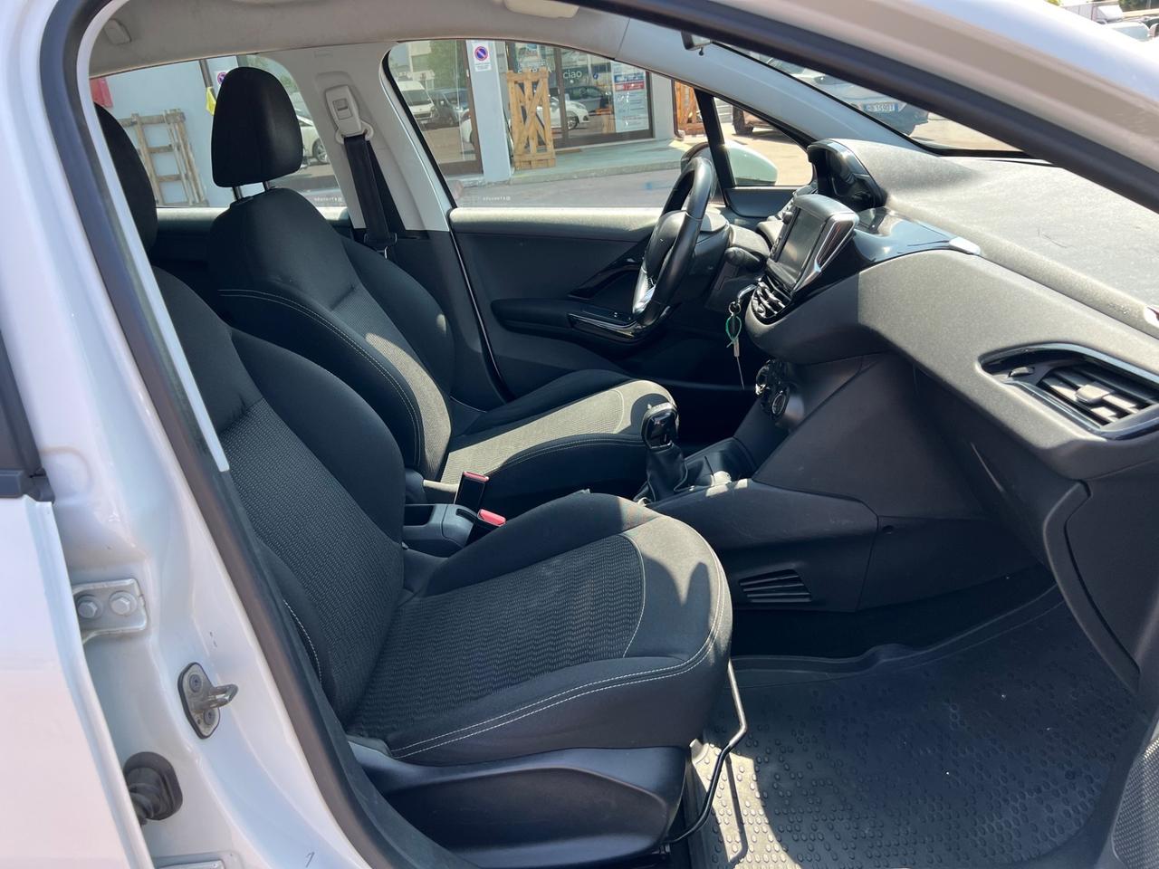 Peugeot 208 PureTech 82 5 porte Active