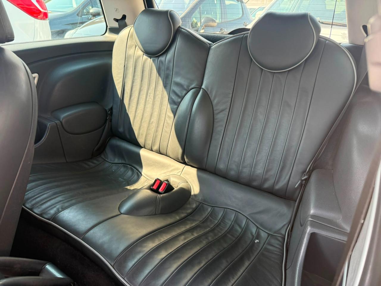 Mini 1.6 16V One de luxe