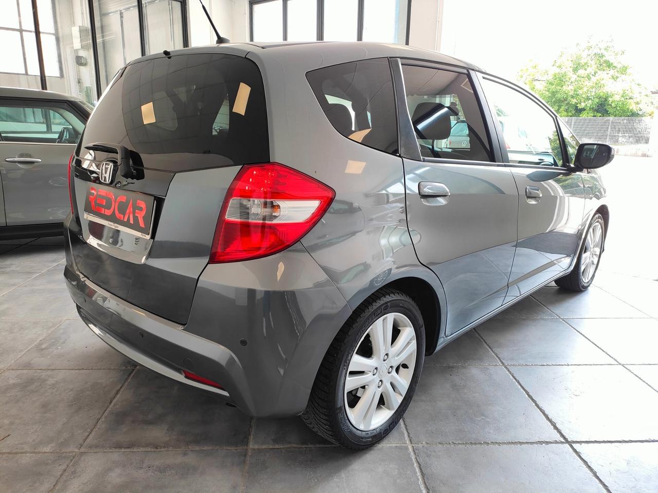 HONDA JAZZ i-VTEC