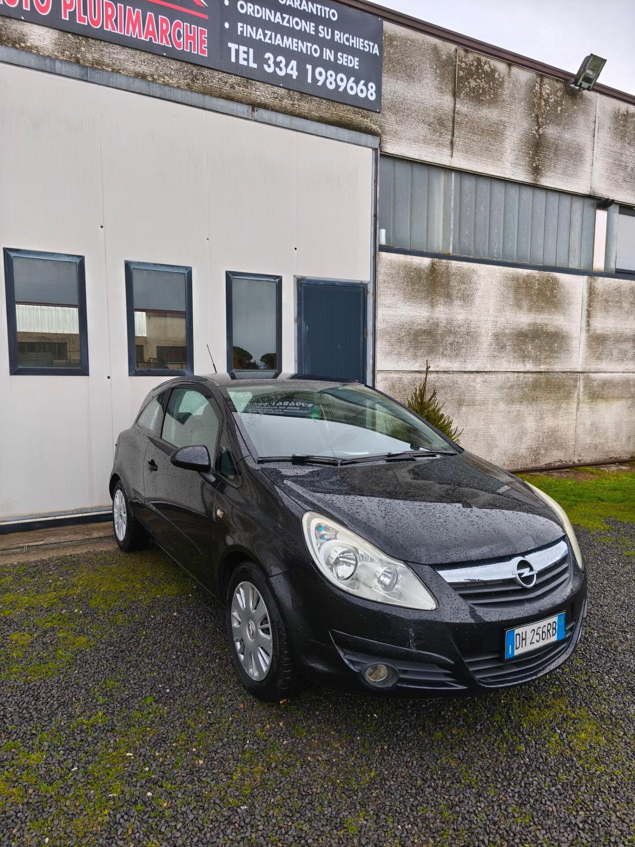 Opel Corsa 1.2 3 porte Enjoy